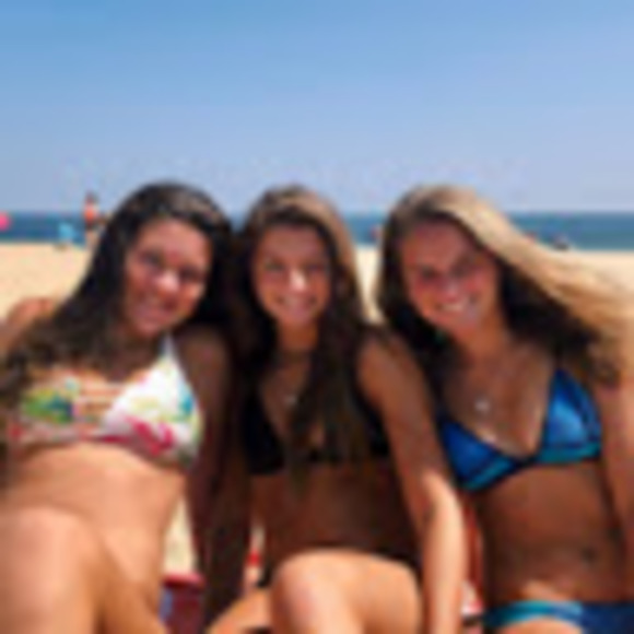 Meet your Posher, Carolyn - Picture 1 of 1